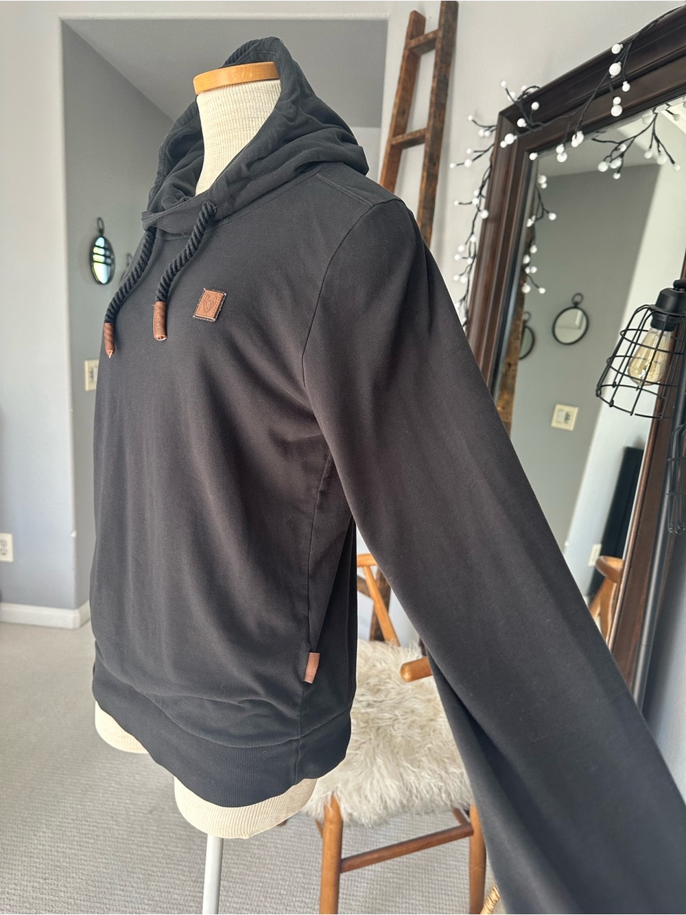 Naketano black hoodie with brown accents, size medium - Picture 6 of 16